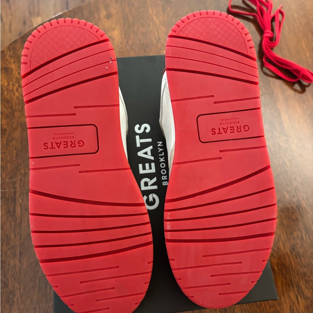 Greats Women’s Tan and Red Sneakers - Picture 4 of 5